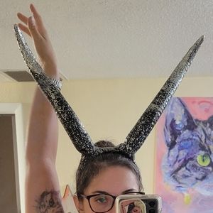 Black and Silver Ombre Horns